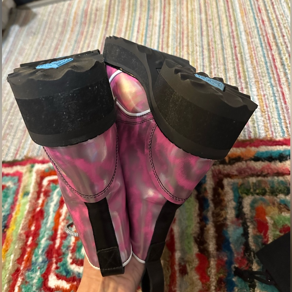 Fluevog NEW IN BOX F-Shoe Hi Revna metallic pink/silver platform boot - 8/8.5 - Picture 16 of 16